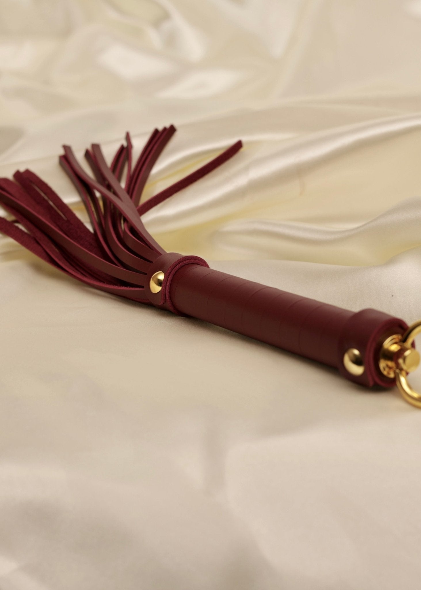 Kleine Zweep Rood - Hot Plaza