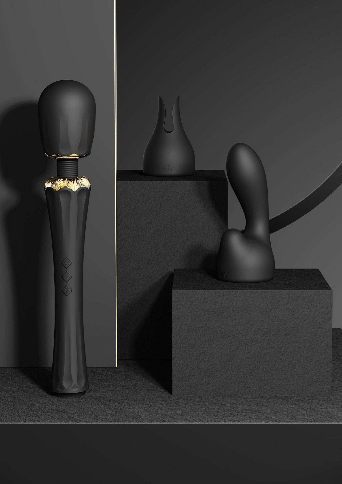 Kyro Wand - Hot Plaza